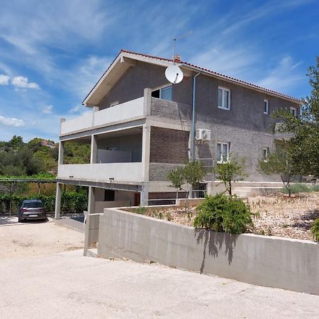 Love Apartments Зечево Екстер'єр фото